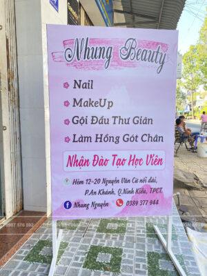 Alternative view of Bảng đứng căng bạt không đèn