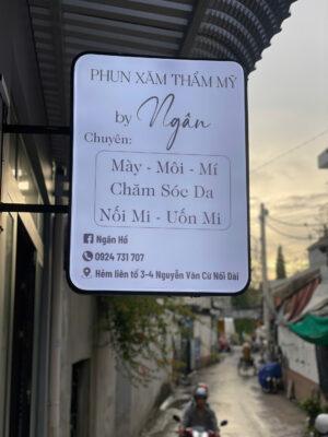 Hộp đèn mica hút nổi 60x80cm